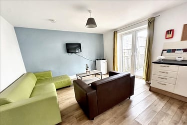 5 bed house, Quaker Lane, Peverell, Plymouth, PL34FA - Image 4